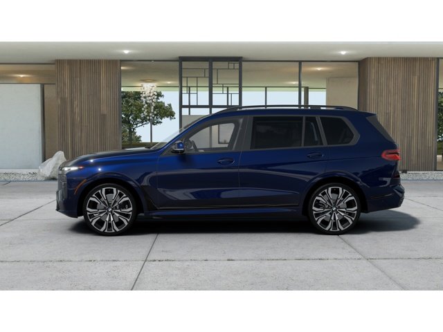 New 2027 Blue BMW X7 M60i image 4