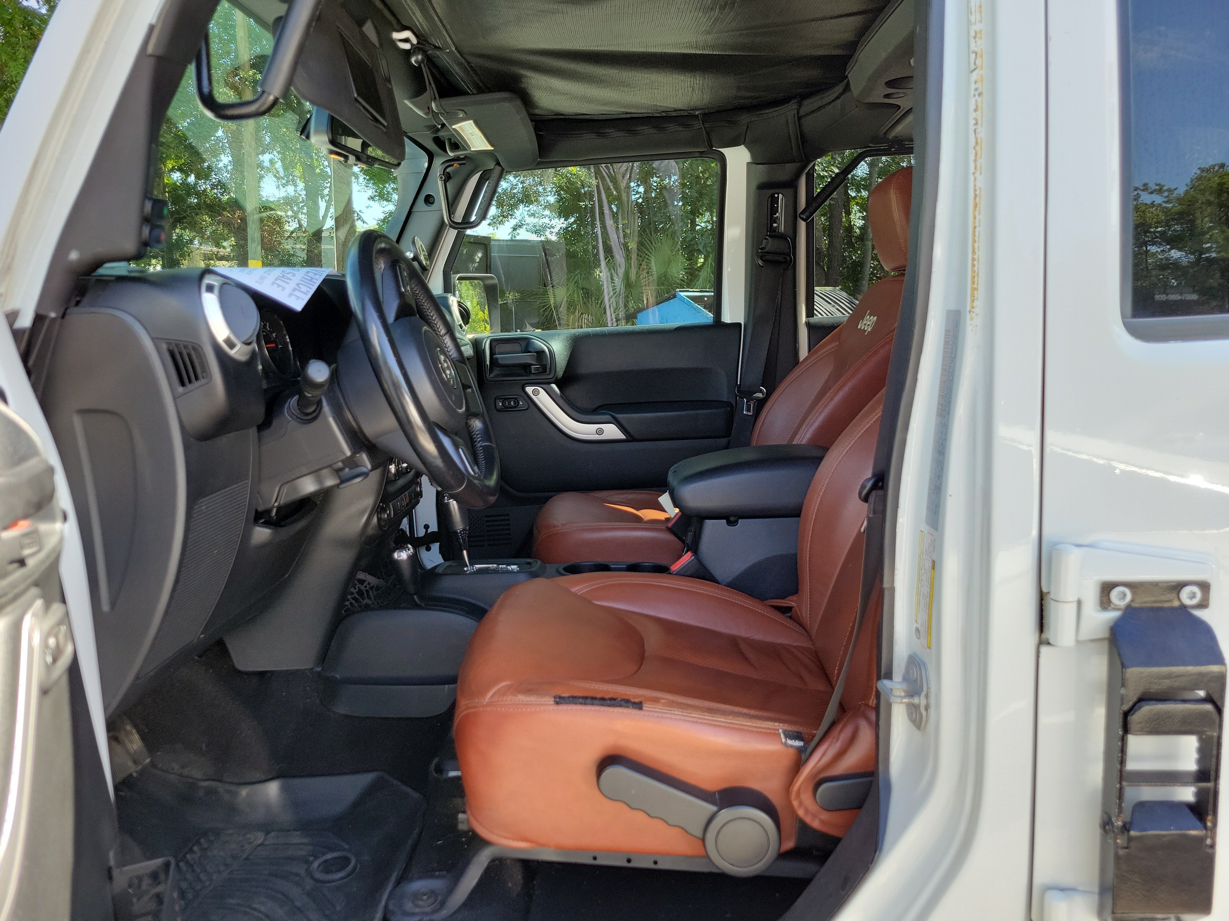 Used 2017 Bright White Clearcoat Jeep Sahara image 7