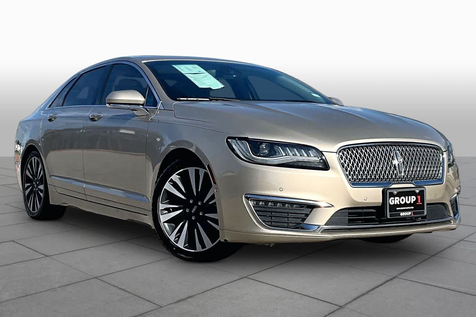 Pre-Owned 2017 Lincoln MKZ Hybrid Reserve