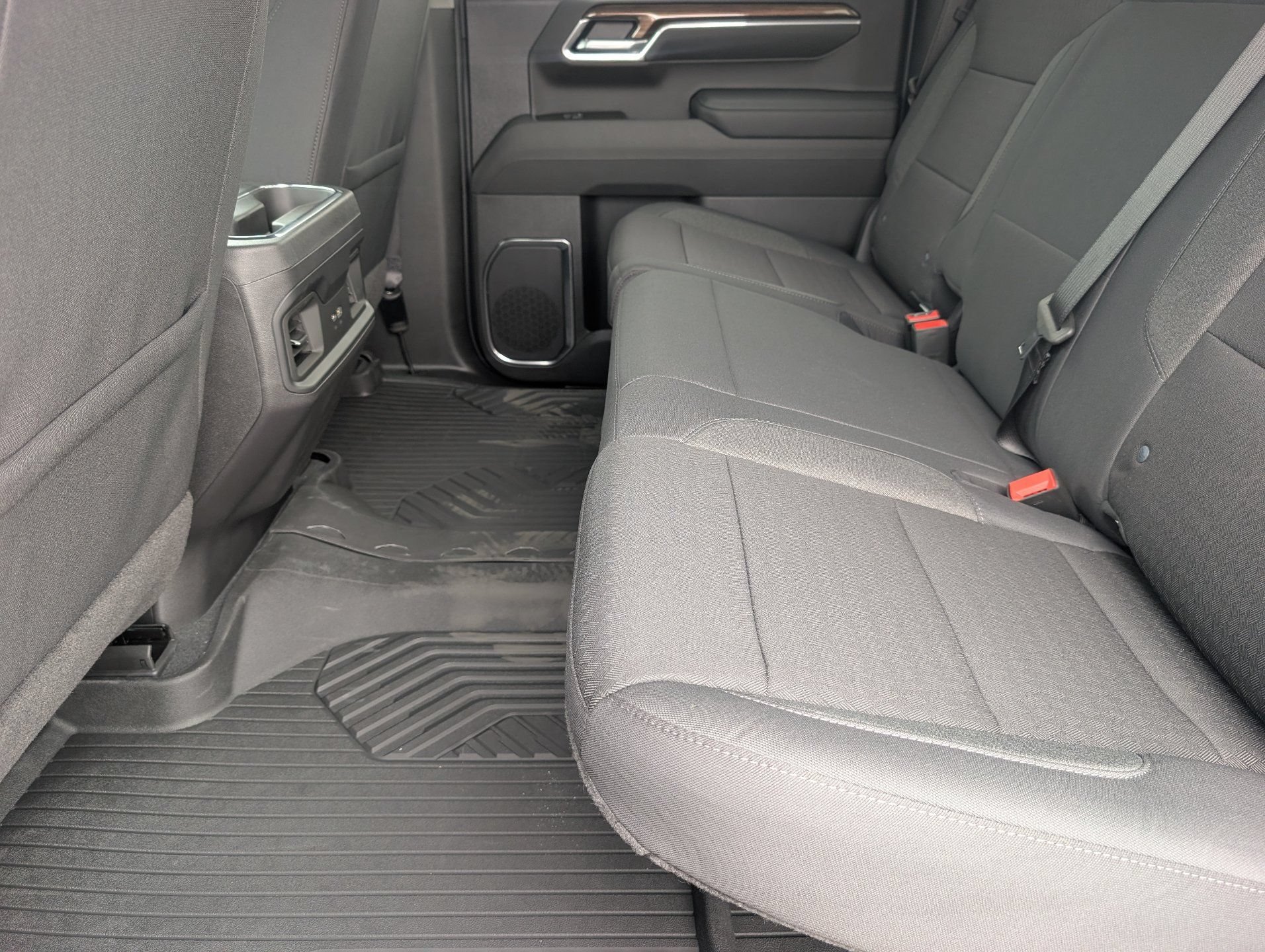 New 2026 Sterling Gray Metallic Chevrolet LT Trail Boss image 16