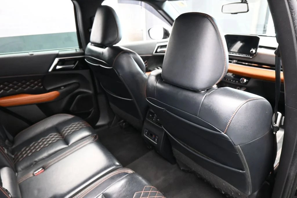 Used 2022 Black Mitsubishi SEL image 52