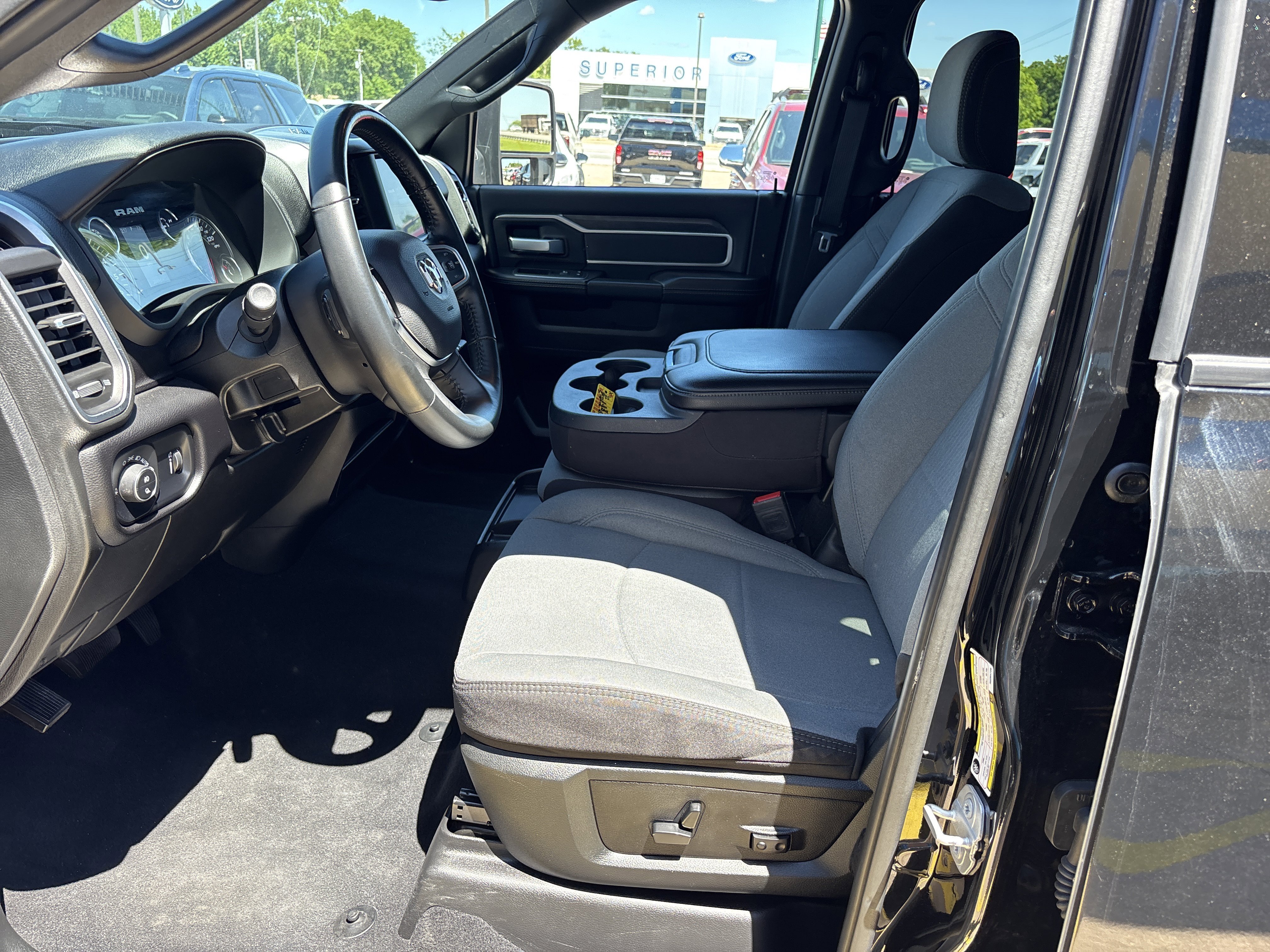 Used 2024  Ram Big Horn image 13