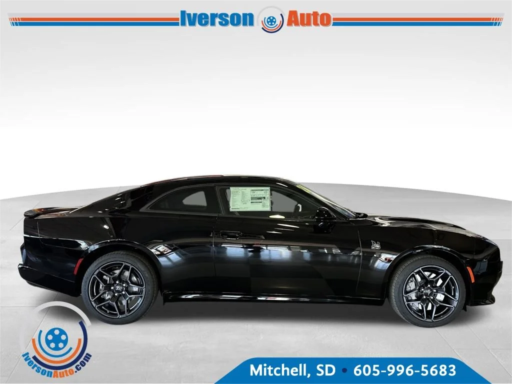 New 2026 Diamond Black Crystal Pearlcoat Dodge Scat Pack Plus image 5