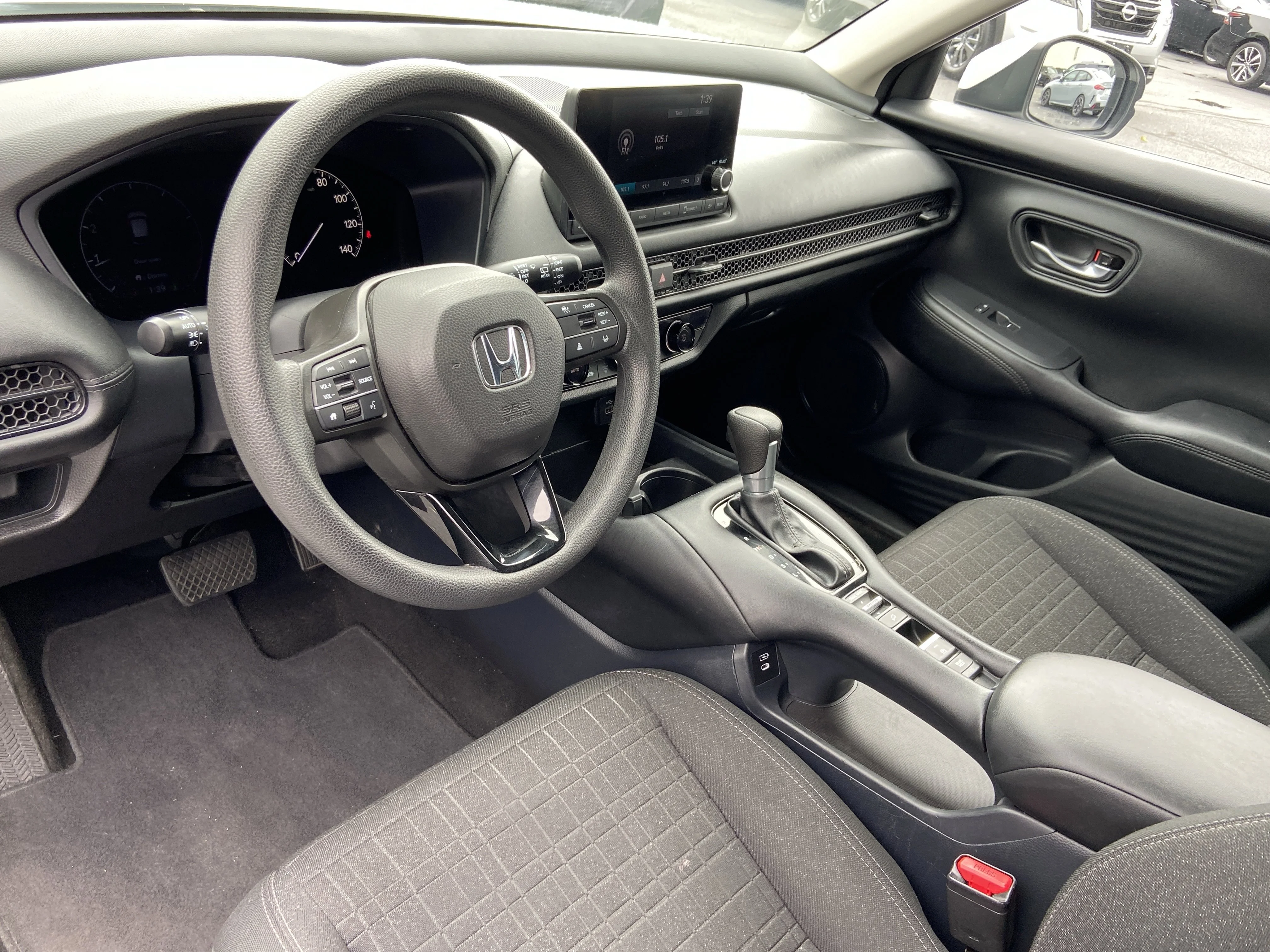 2025 Honda HR-V LX - Photo 22