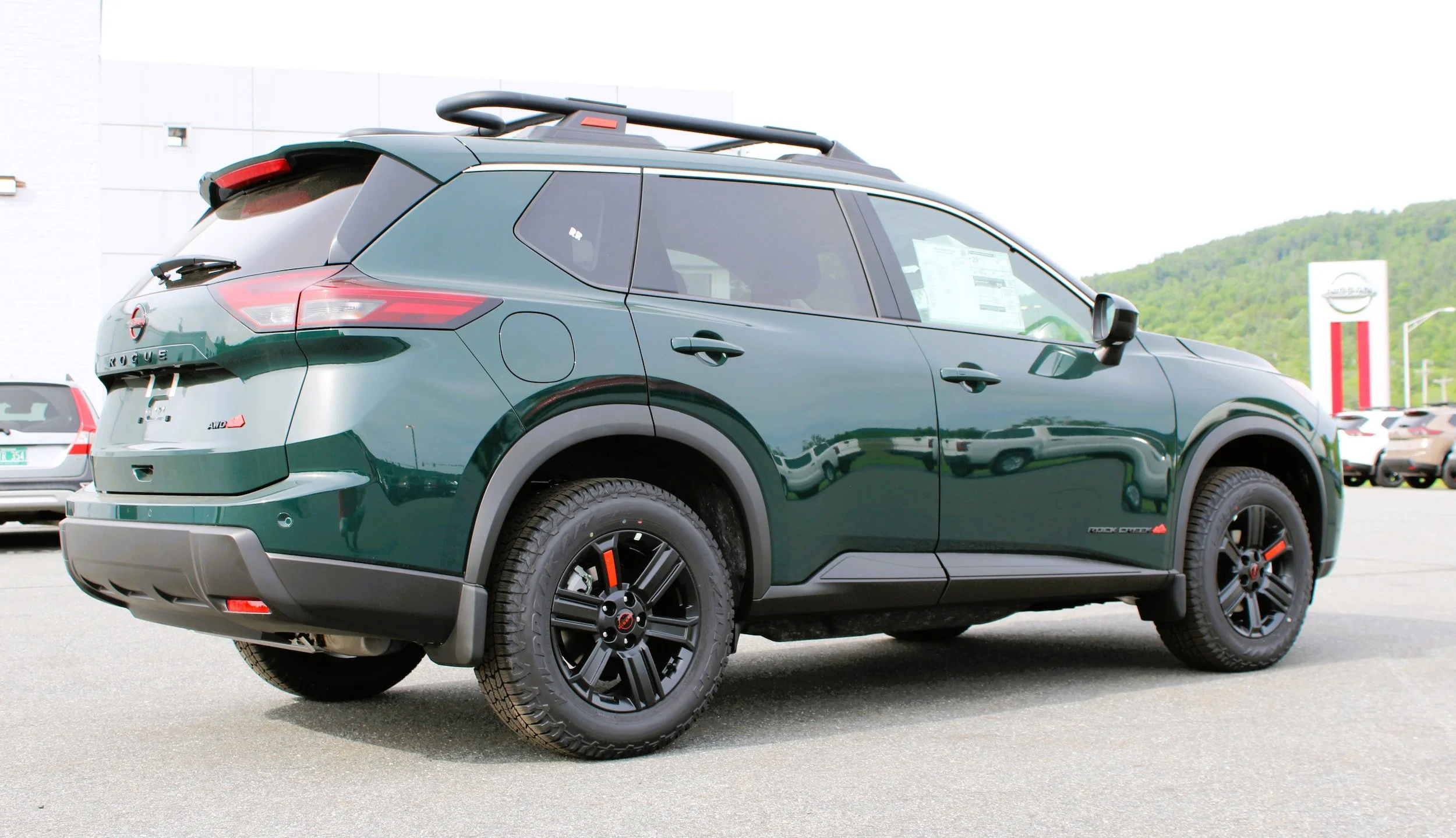 New 2026 Obsidian Green Pearl Nissan Rock Creek® image 8