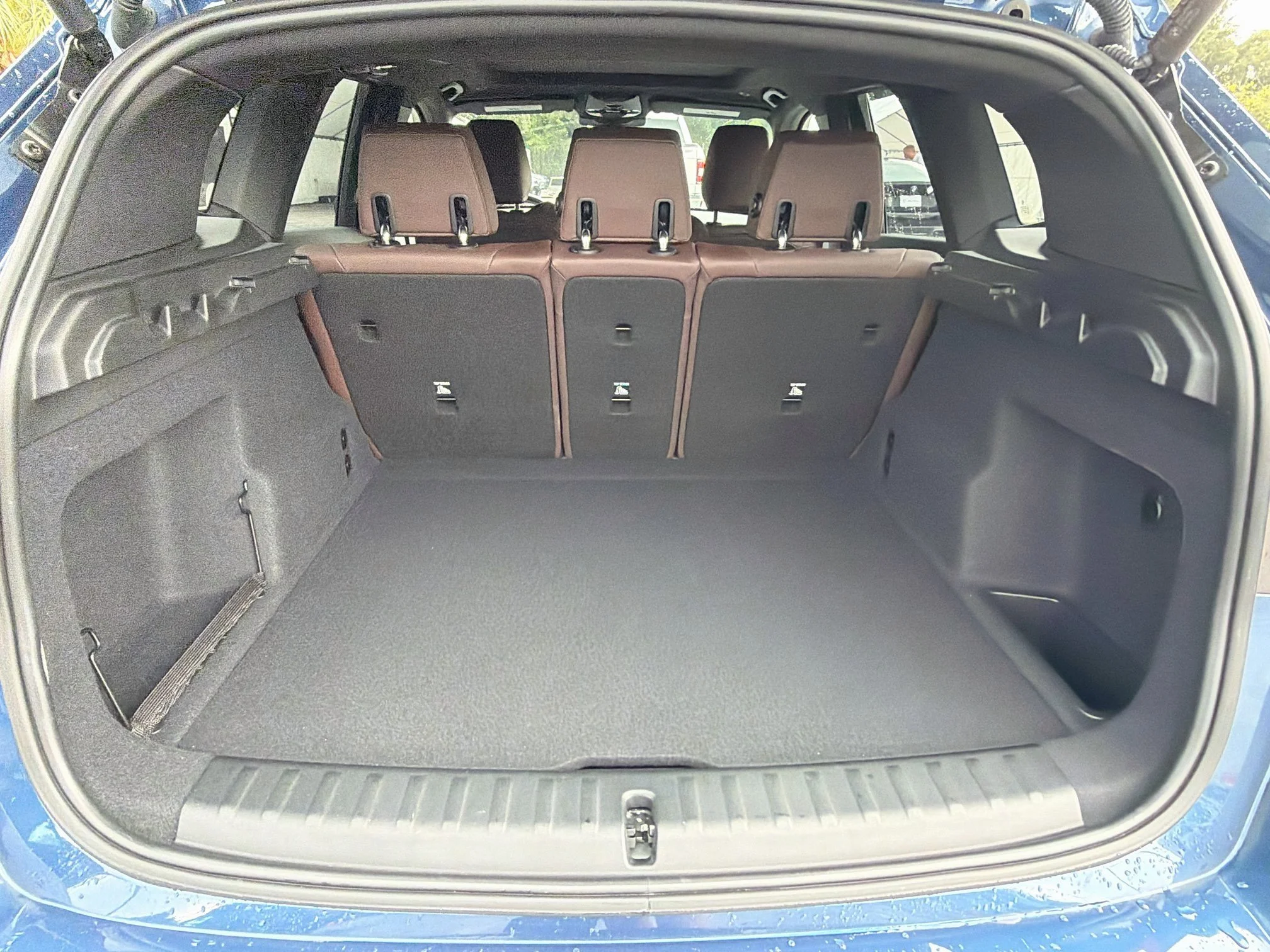 Used 2023 Phytonic Blue Metallic BMW xDrive28i image 12