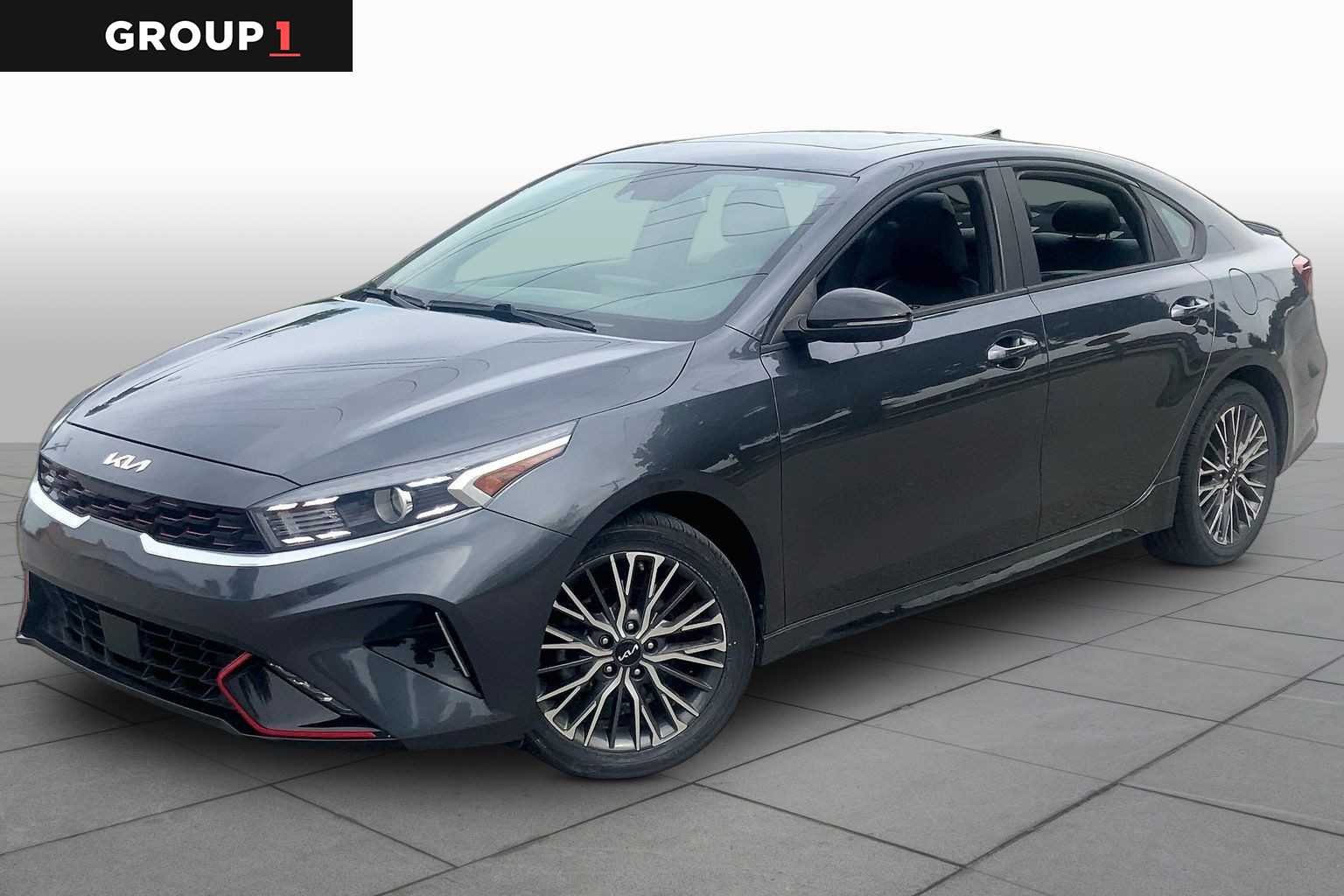 2023 Kia Forte GT-Line AT's photo