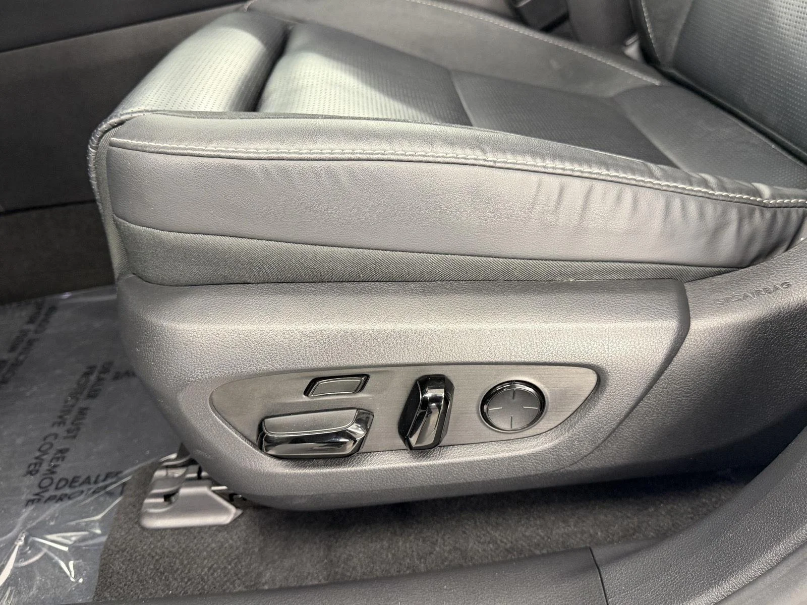Certified Used 2023 Eminent White Pearl Lexus RX 350 Luxury image 19
