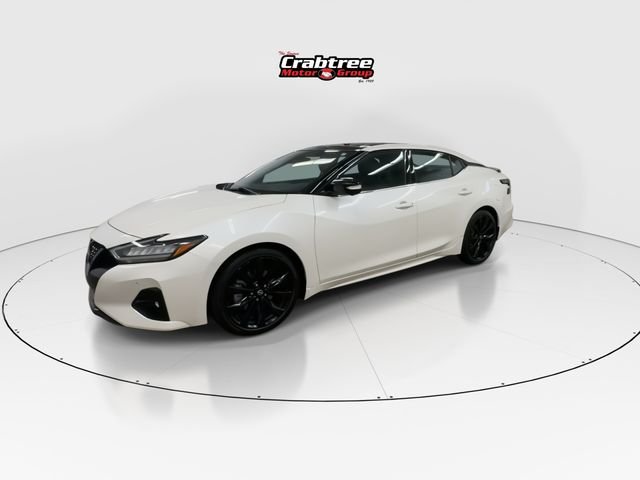 Used 2023 White Nissan SR image 4