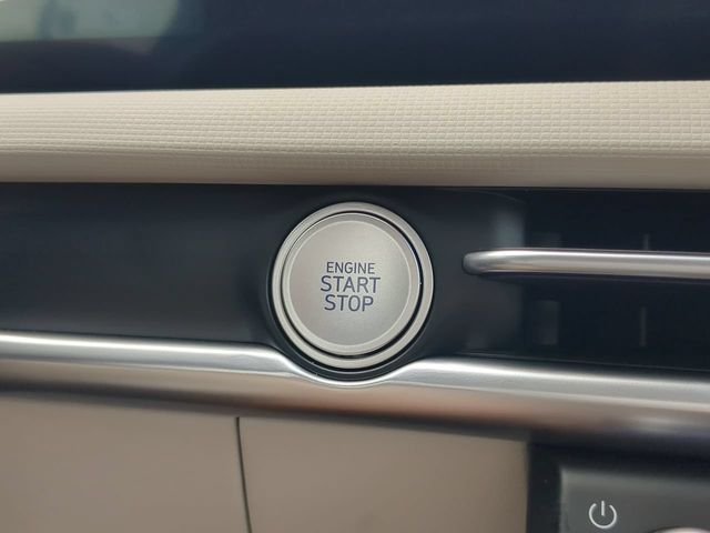 Used 2025 Gray Hyundai SE image 25