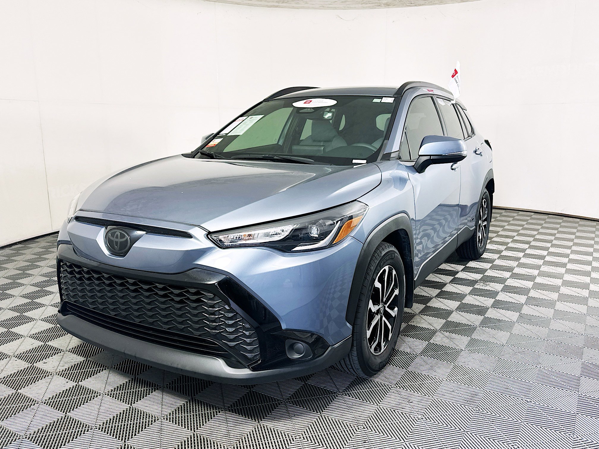 Used 2024 Celestite Toyota Hybrid SE image 7