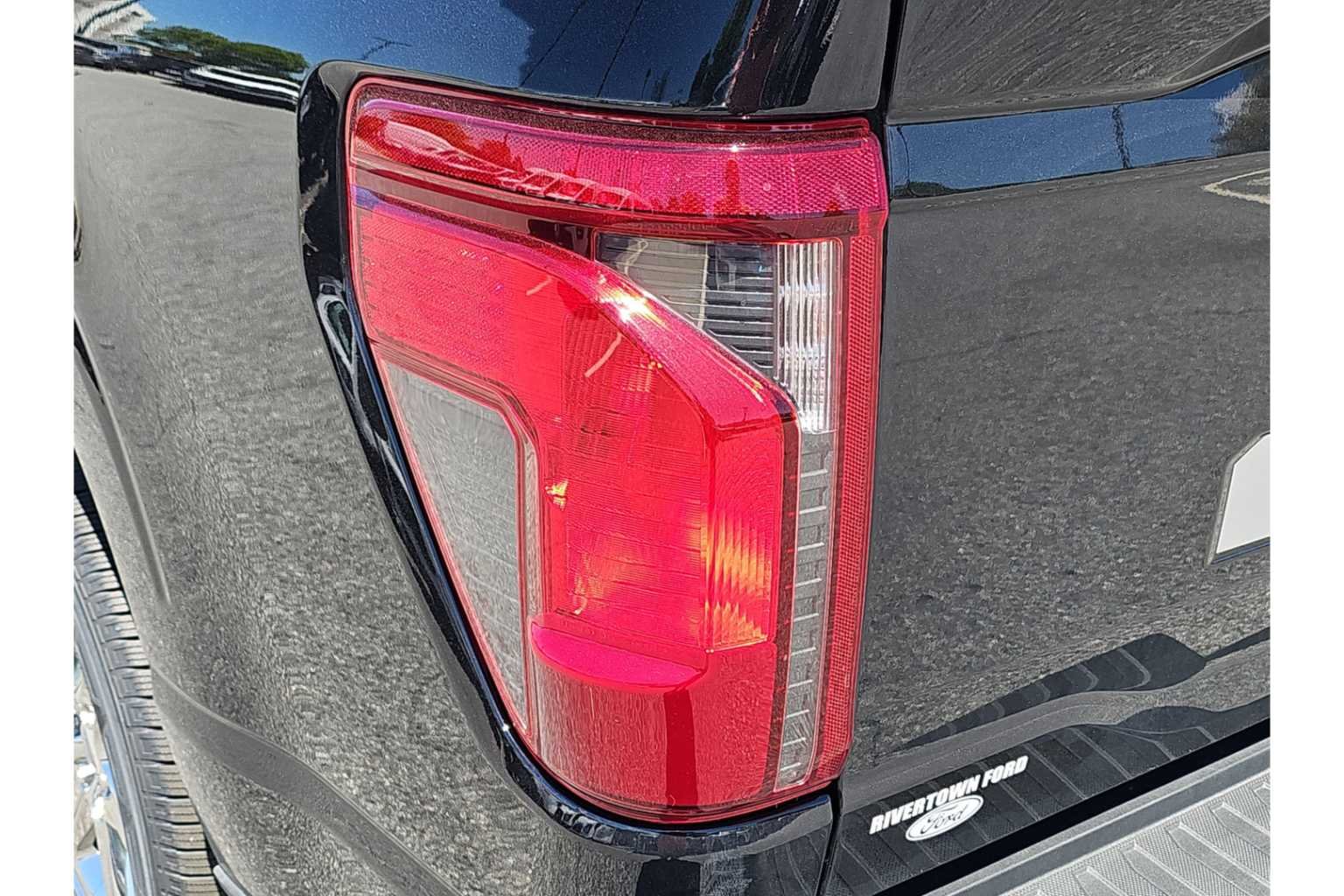 2025 Ford F-150 XLT - Photo 16