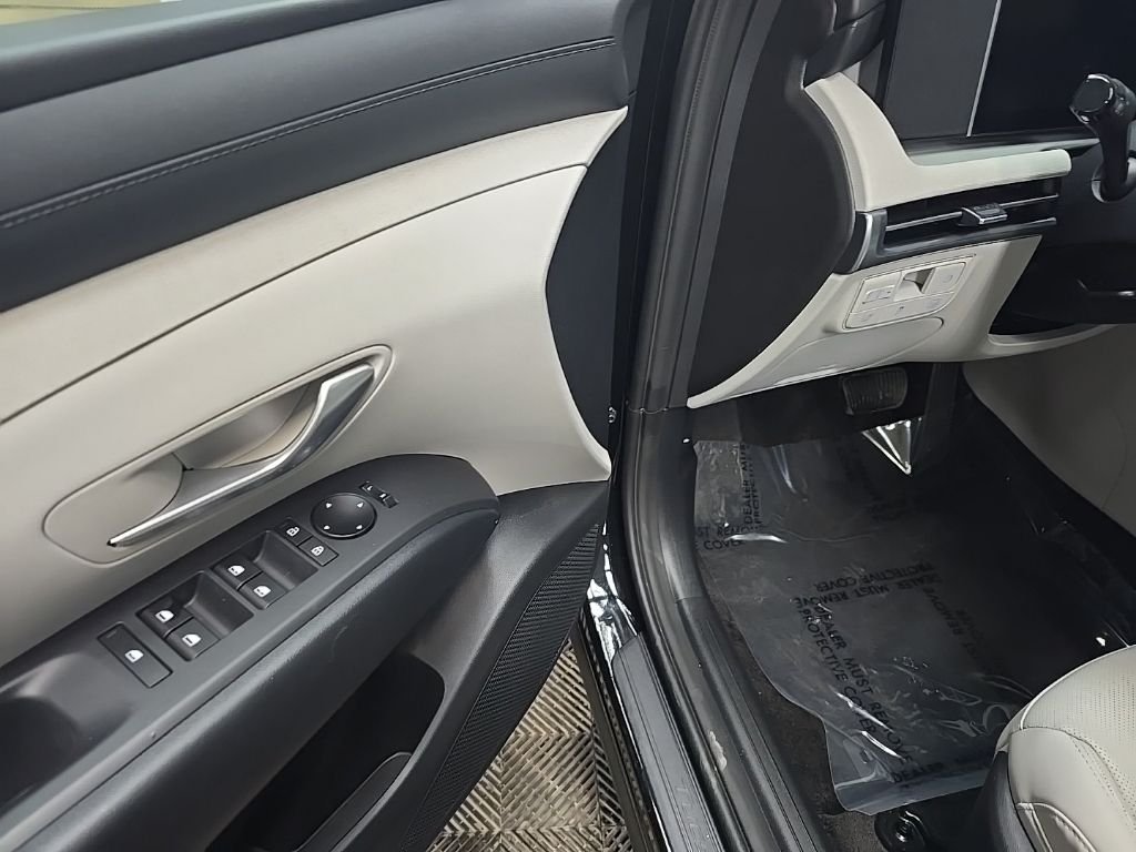 Used 2026 Gray Hyundai SEL Convenience image 27