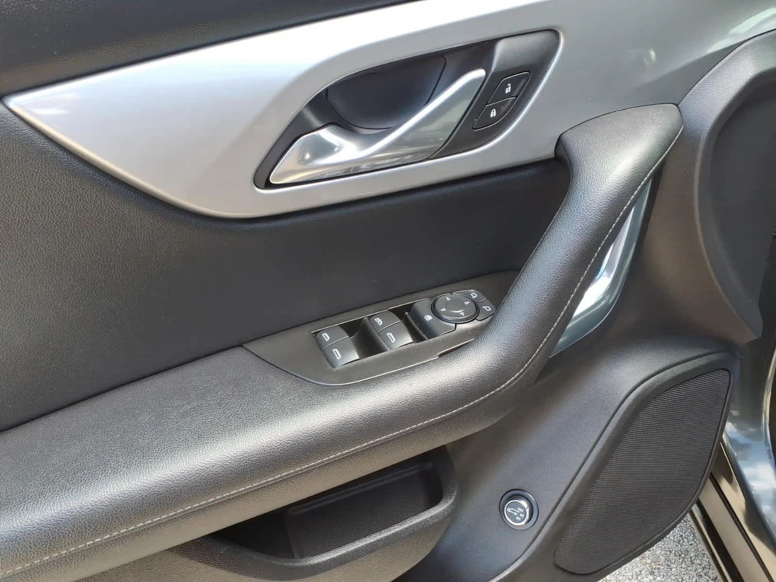 Used 2019 Nightfall Gray Metallic Chevrolet  image 12