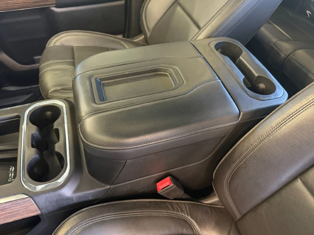 Used 2020 White Chevrolet High Country image 12