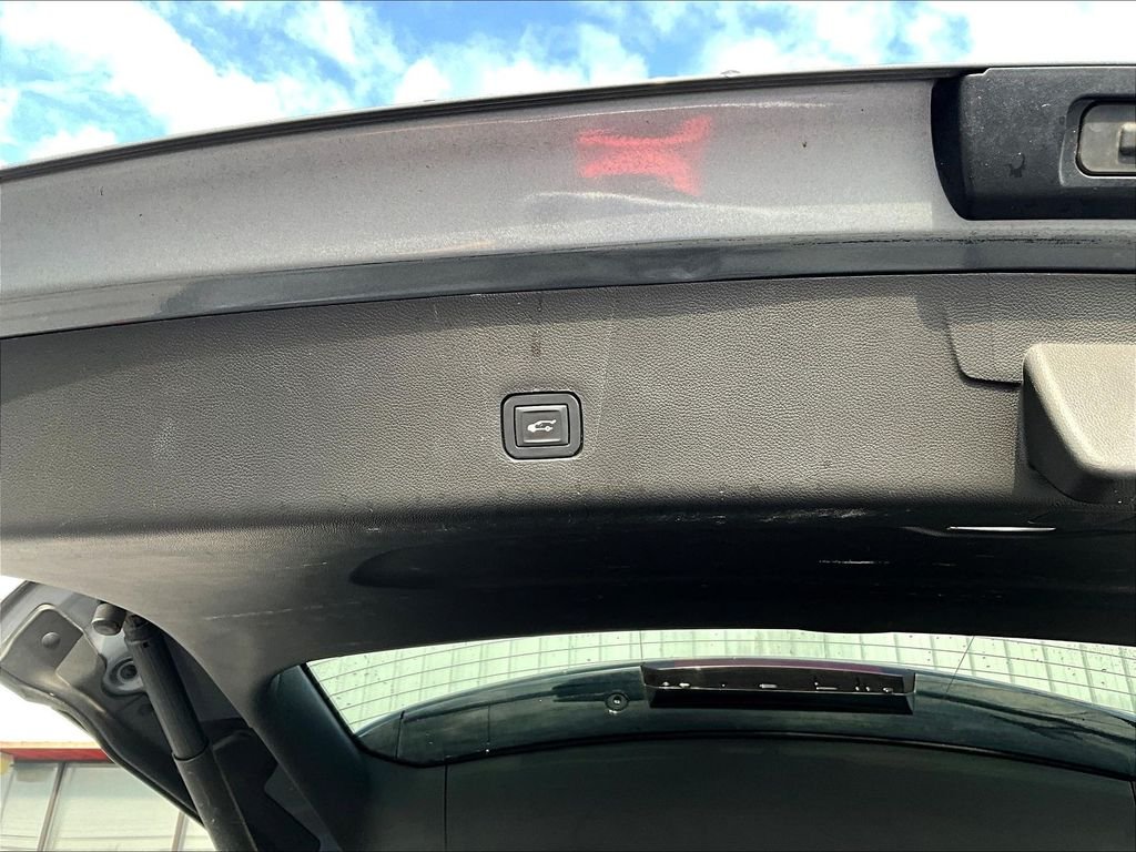 Used 2020 Gray Chevrolet LT image 20