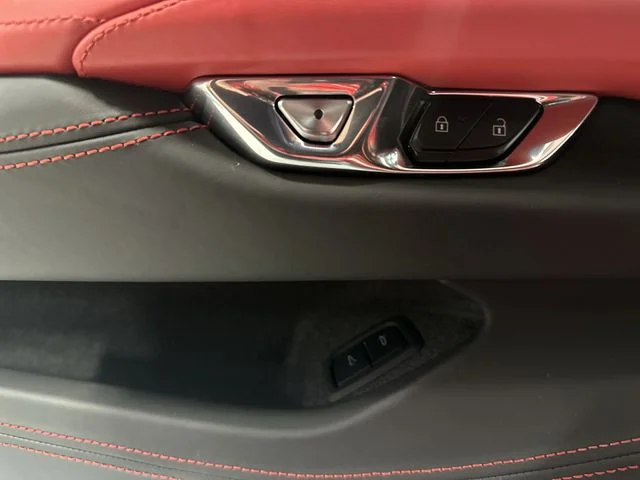 Used 2024 Red Chevrolet Z06 image 38