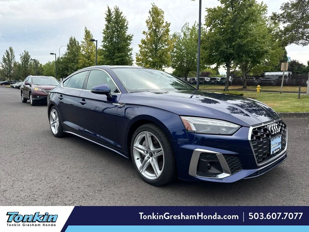 Used 2022 Navarra Blue Metallic Audi Prestige One-Owner image 1