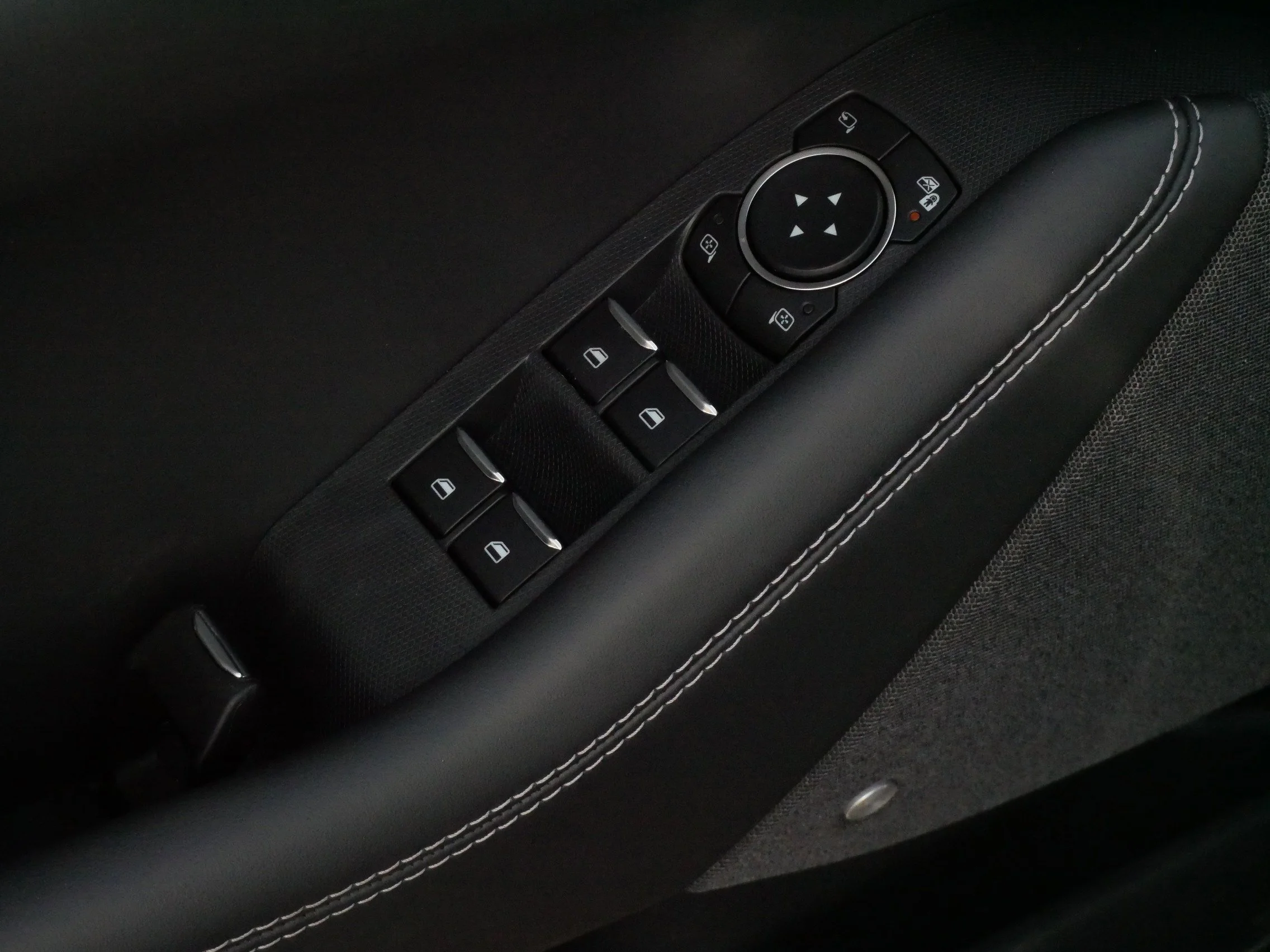 2025 Ford Mustang Mach-E Premium AWD - Photo 19