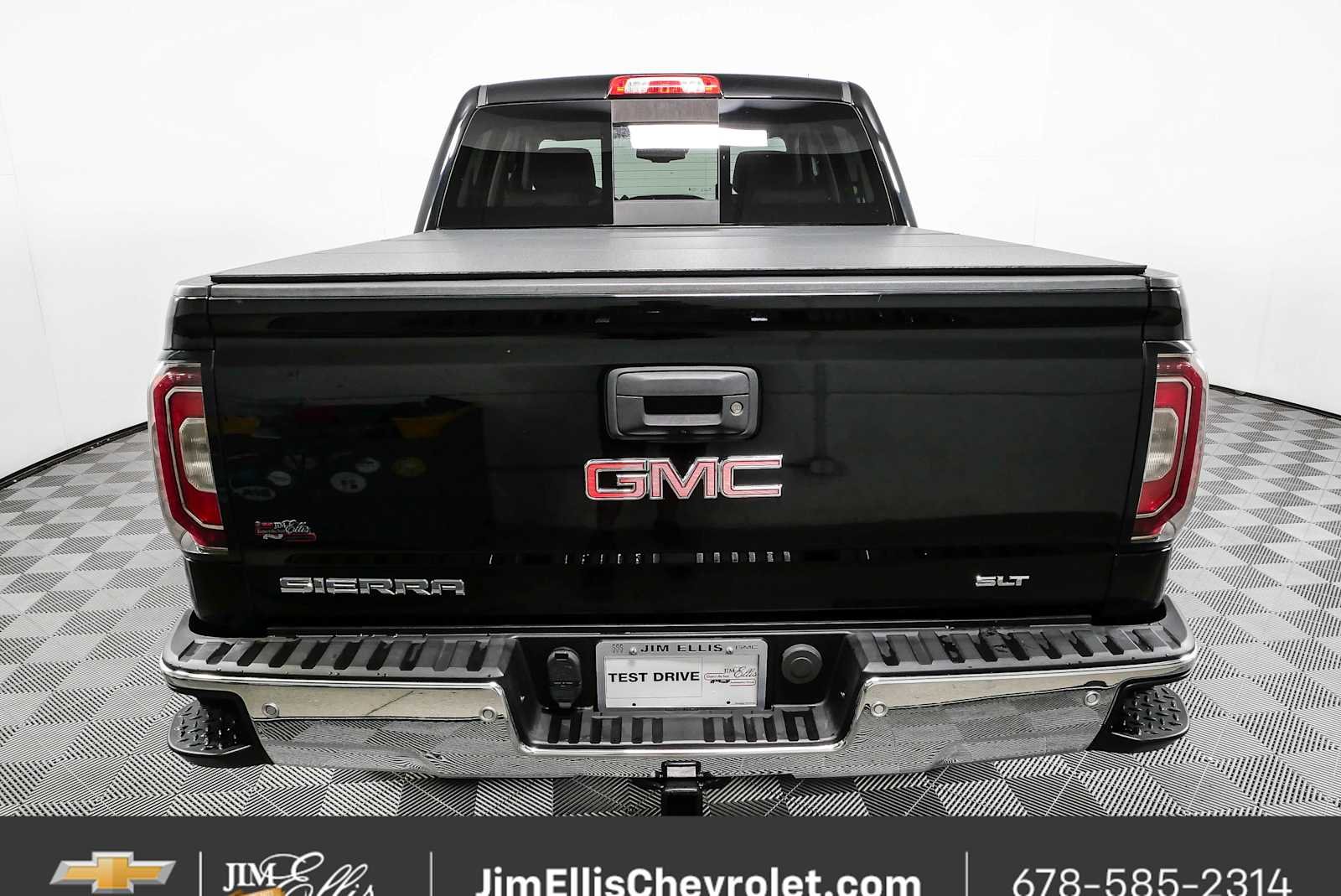 Used 2018 ONYX BLACK GMC SLT image 27