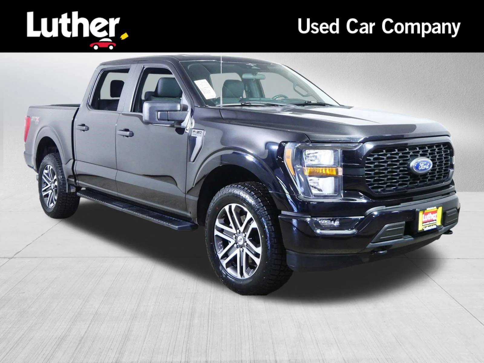 Used 2023 Agate Black Metallic Ford XLT image 1