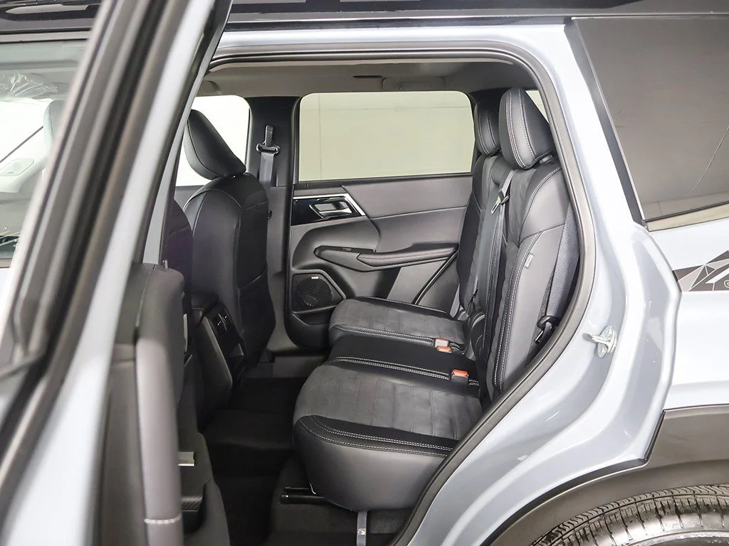 New 2026 Gray Mitsubishi TRAIL EDITION S-AWC image 33