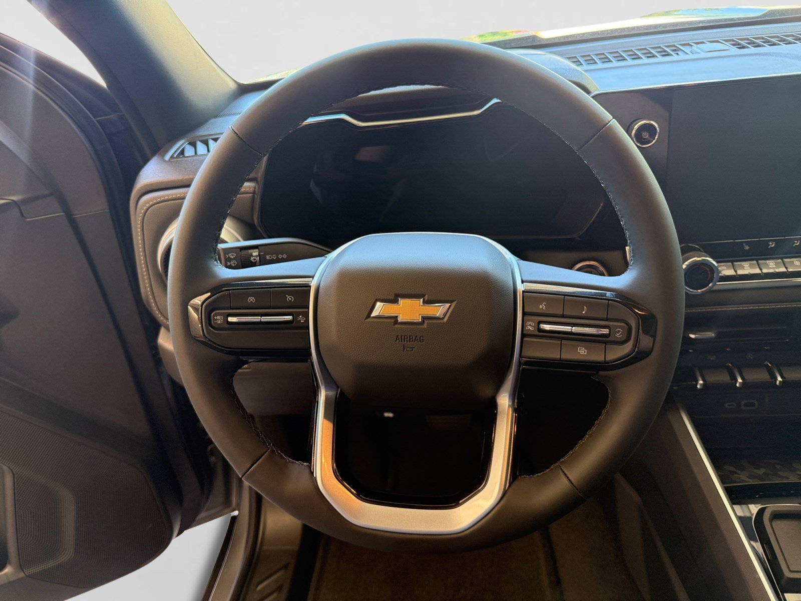 2026 Chevrolet Colorado LT - Photo 23