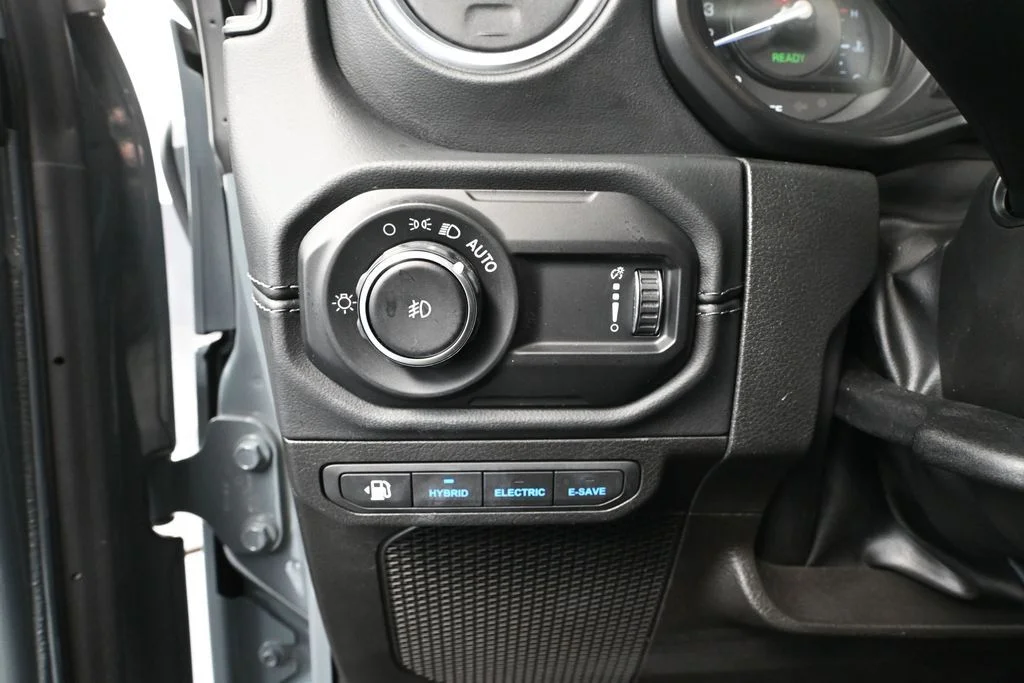 2024 Jeep Wrangler 4xe Sahara 4XE - Photo 31