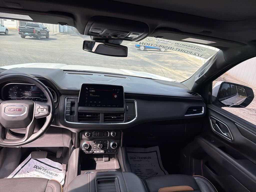 Used 2023 White GMC AT4 image 14