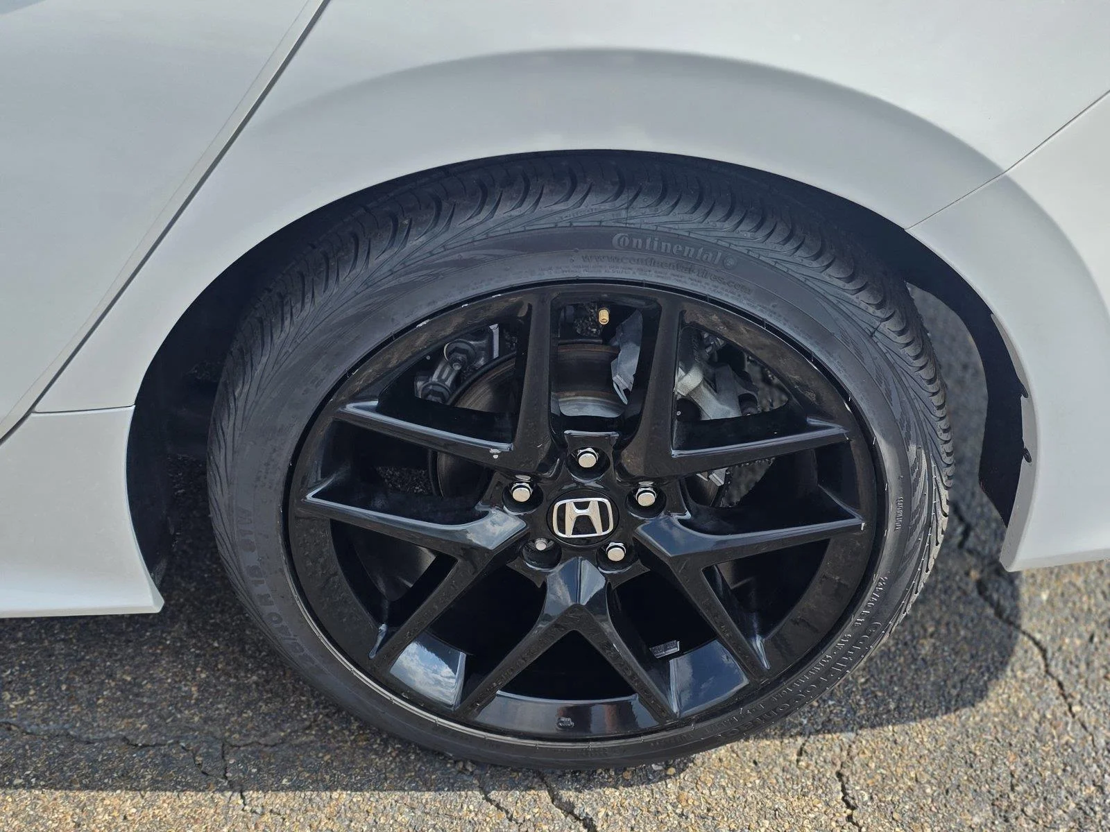 Used 2022 Platinum White Pearl Honda Sport image 29