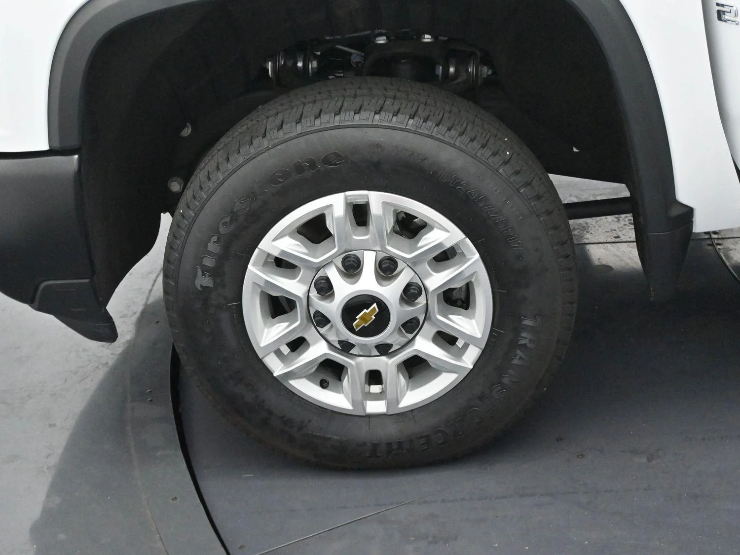 Used 2025 Summit White Chevrolet WT image 30