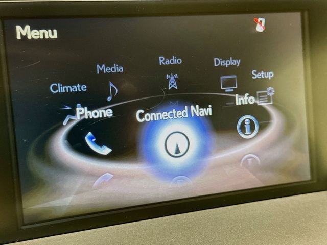 Used 2017  Lexus 200t image 13