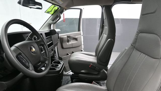 Used 2024 White Chevrolet LS image 21