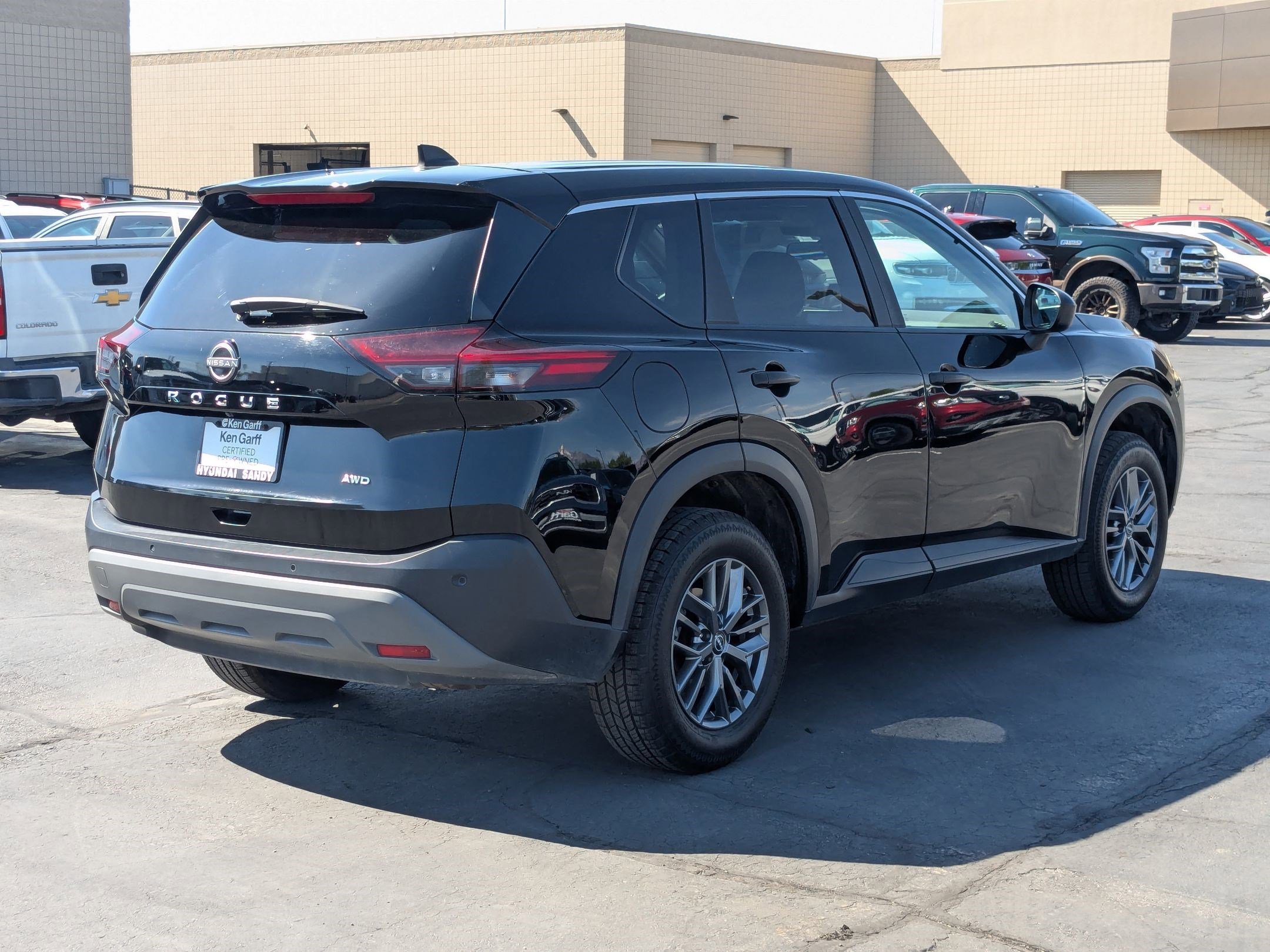Used 2023 Super Black Nissan S image 3