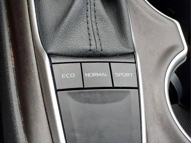 Certified Used 2022 PREDAWN GRAY MICA Toyota  image 18