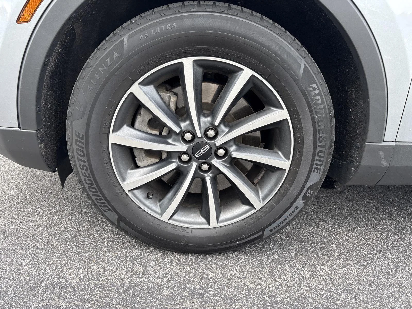 Used 2022  Lincoln Standard image 4
