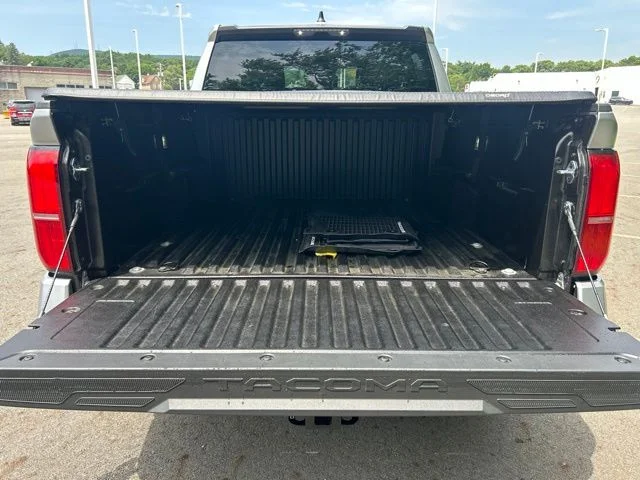 Used 2025 Silver Toyota SR5 image 15