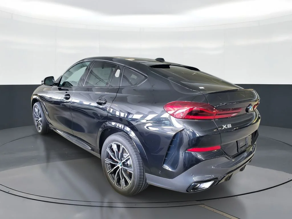 New 2027 Black Sapphire Metallic BMW xDrive40i image 4