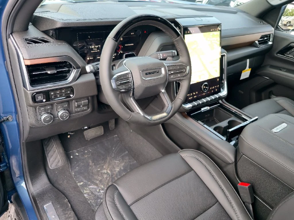 2026 GMC Yukon XL Denali - Photo 11