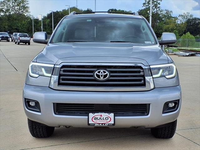 Certified Used 2018 SILVER ME Toyota  image 4