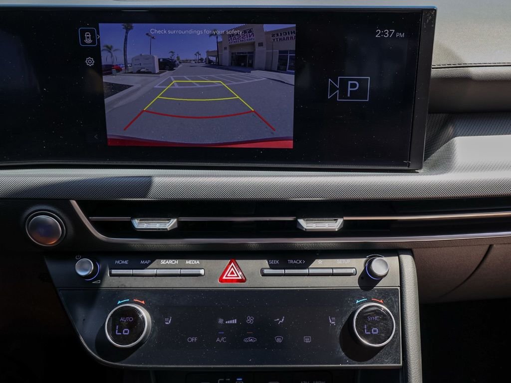 Used 2025 Red Hyundai SEL image 28