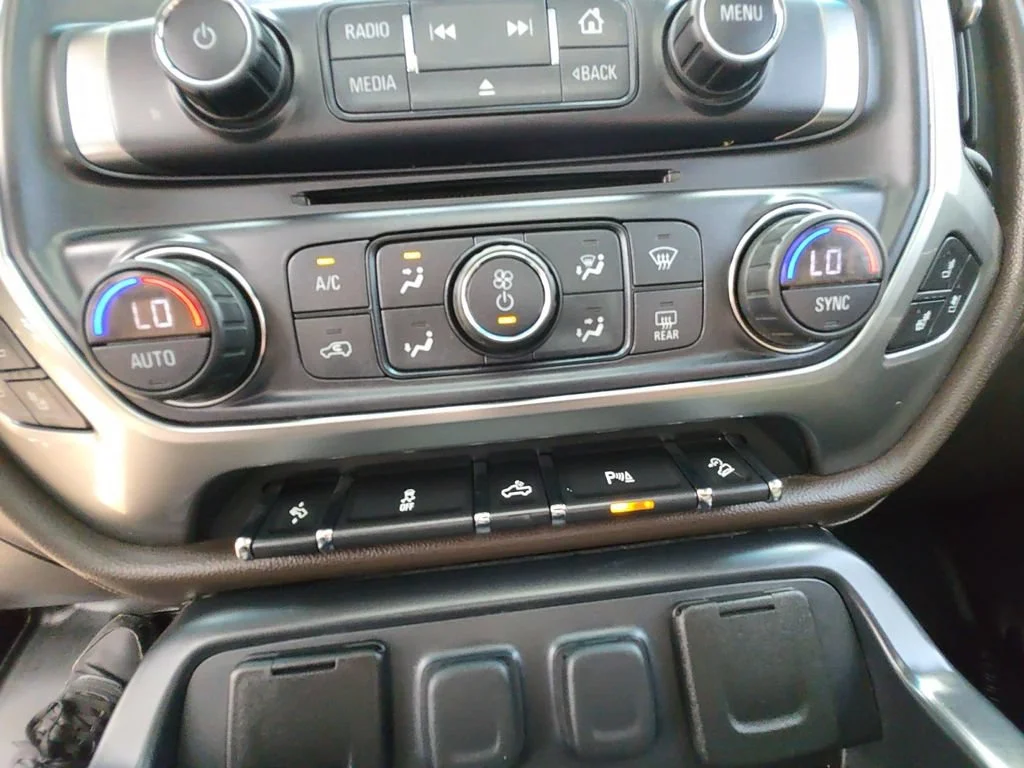 Used 2017 PEPPERDUST METALLIC Chevrolet LTZ image 17