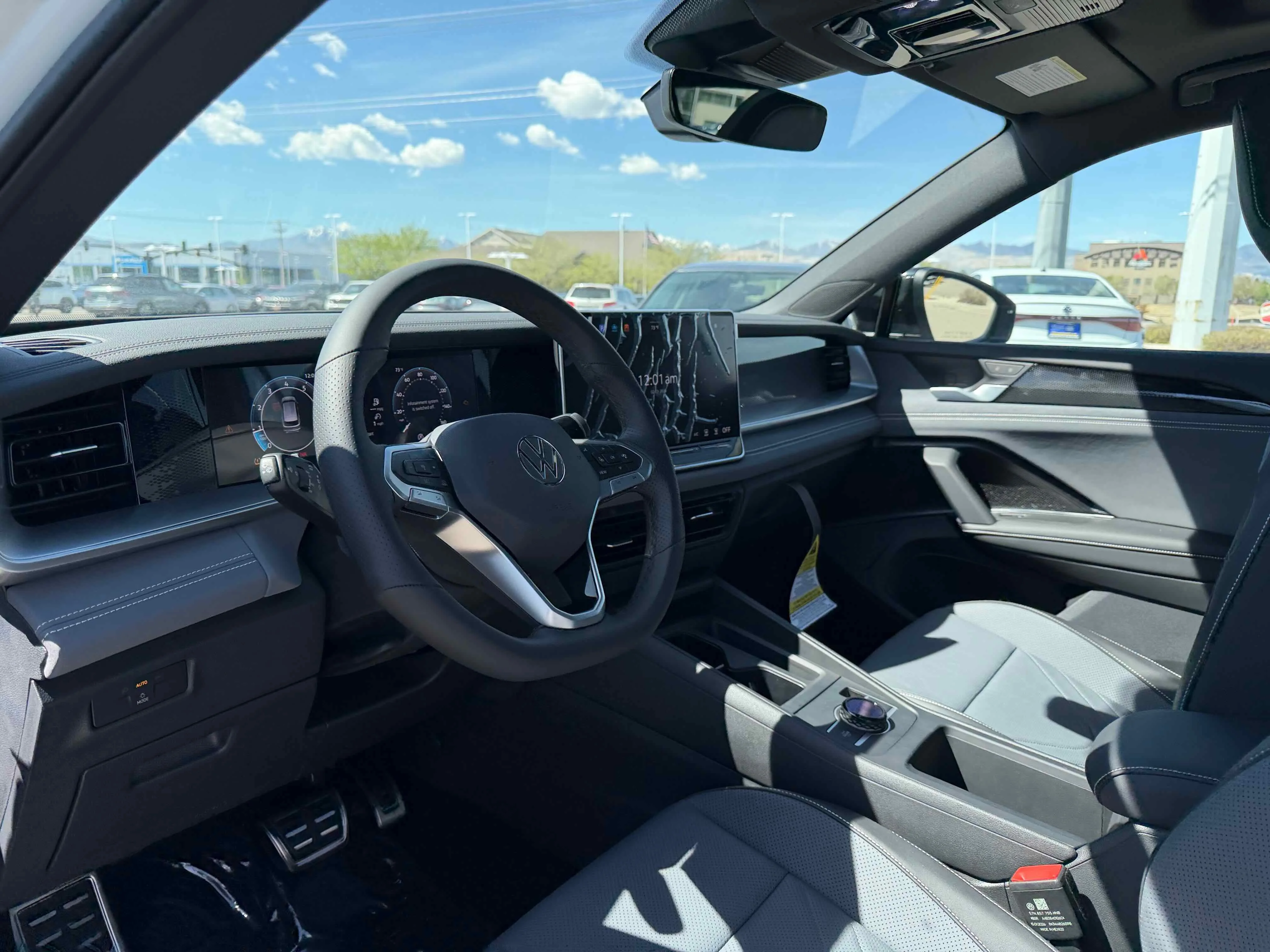 New 2026 Opal White Volkswagen SE R-Line Black image 13