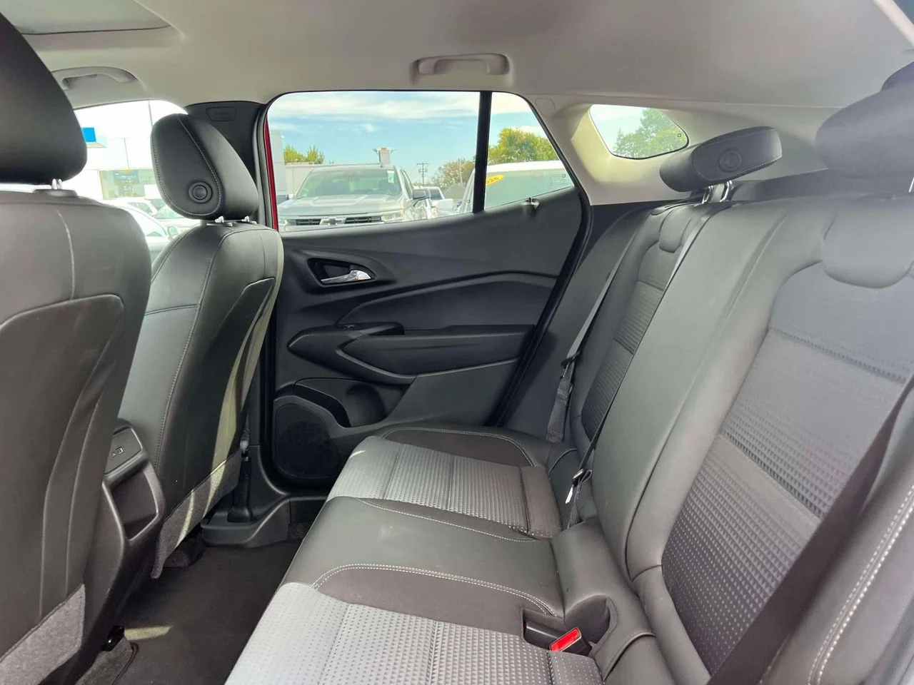 Used 2024 Crimson Metallic Chevrolet FWD LT image 12