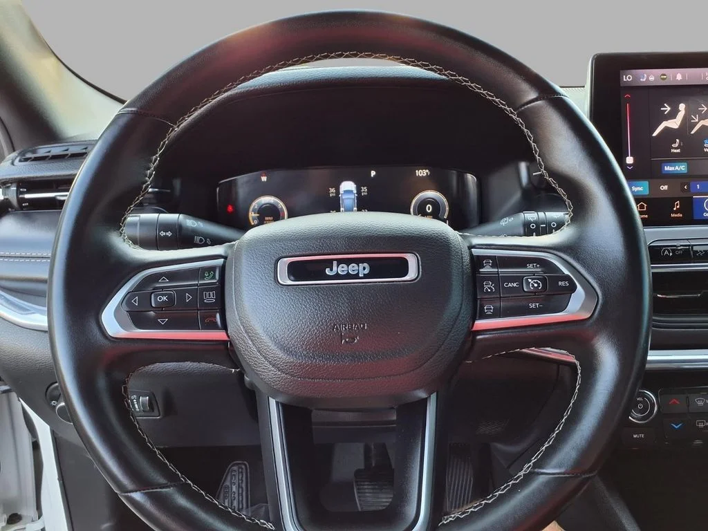 Used 2022 White Jeep High Altitude image 14