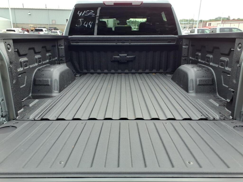 New 2026 Sterling Gray Metallic Chevrolet RST image 5