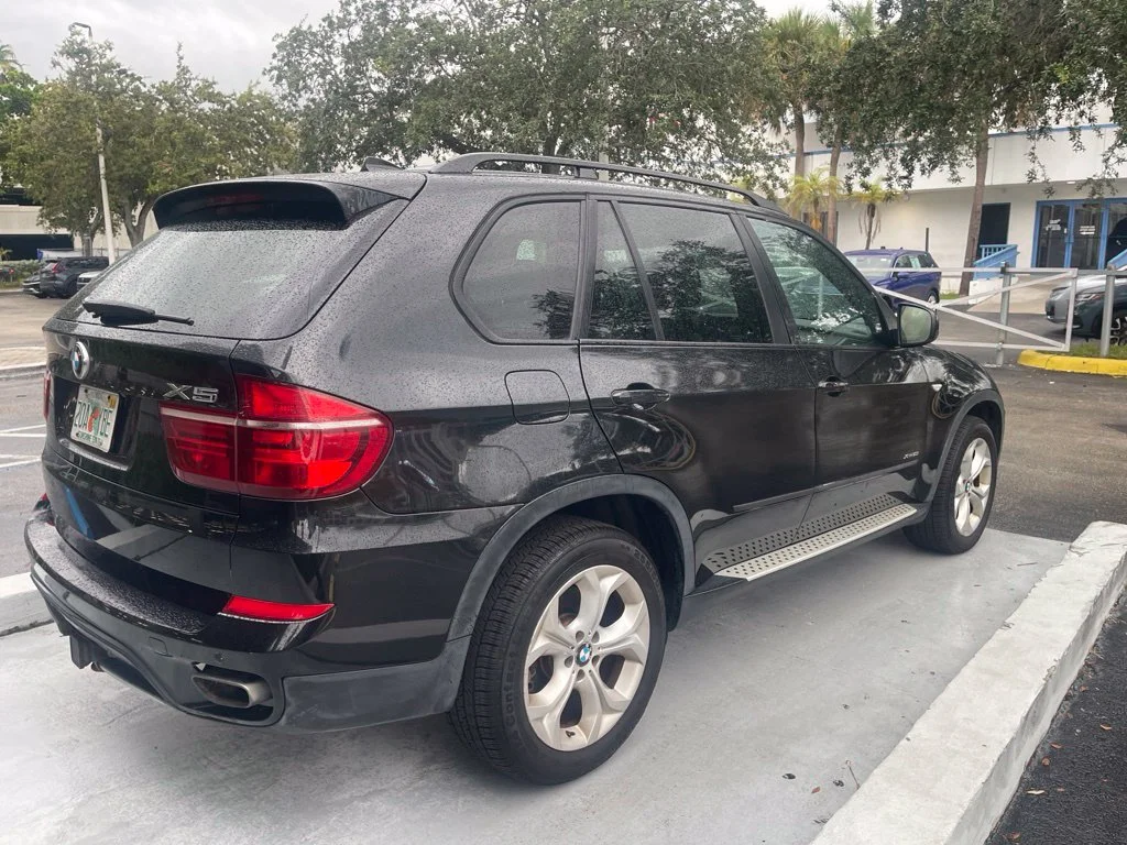 Used 2013 Black BMW xDrive50i image 6
