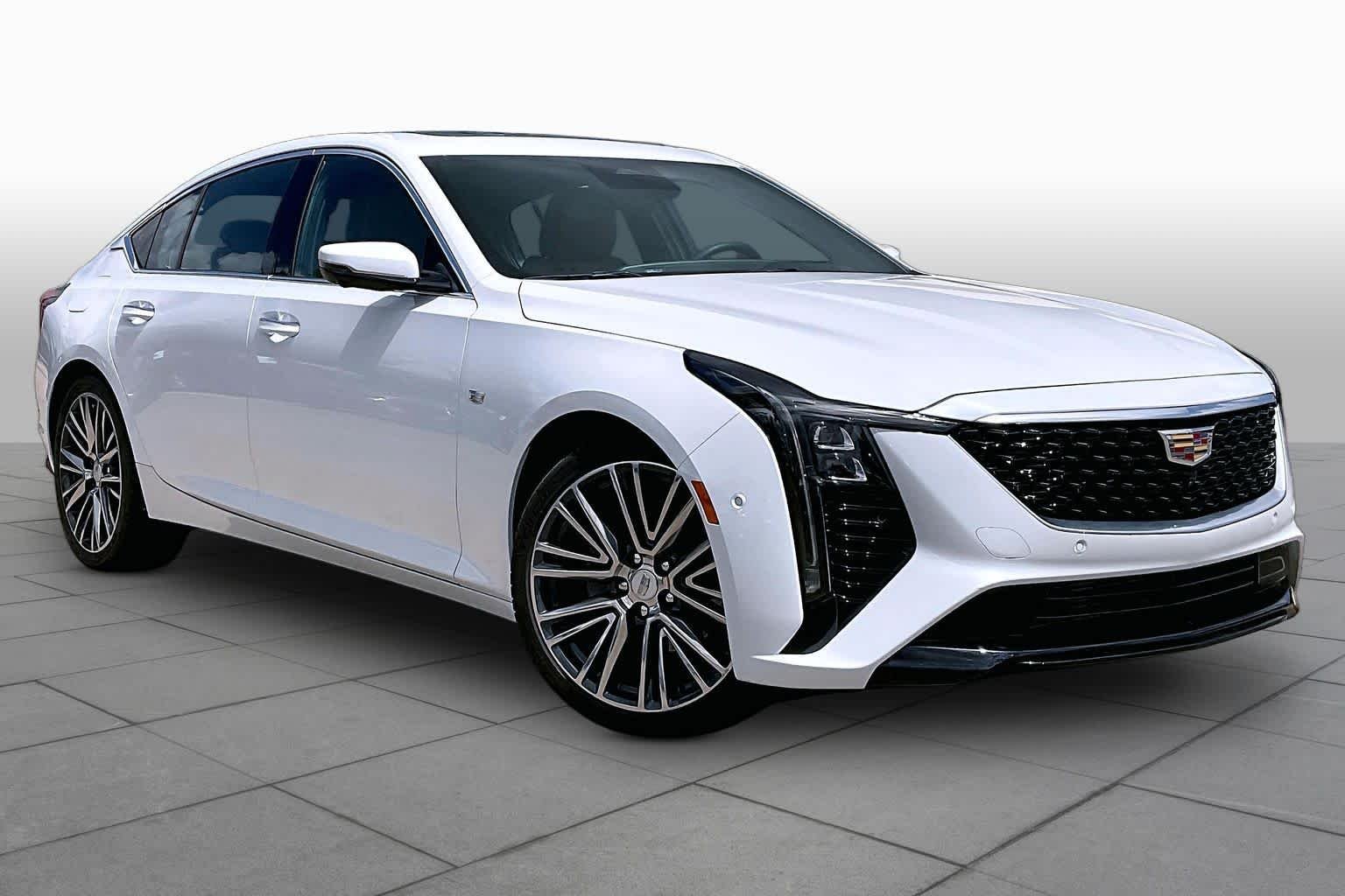 Used 2026 Vibrant White Tricoat Cadillac Premium Luxury image 3