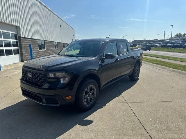 New 2026 Shadow Black Ford XLT image 9