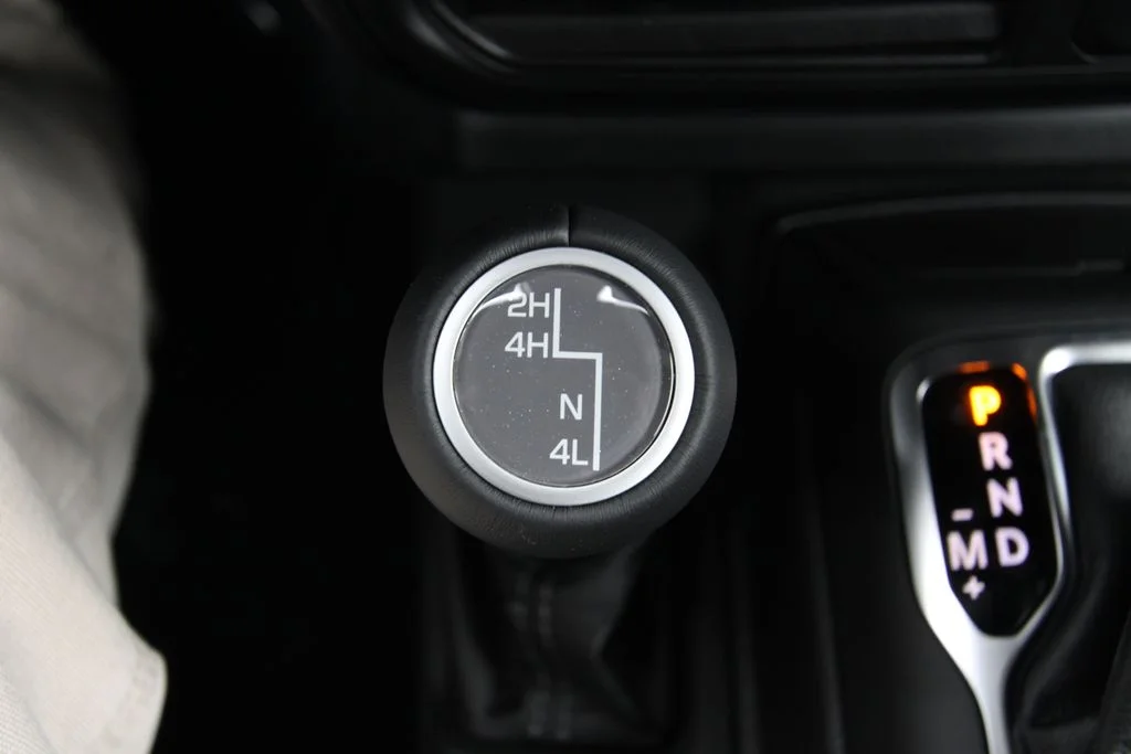 New 2026 Hydro Blue Pearlcoat Jeep Sahara image 24